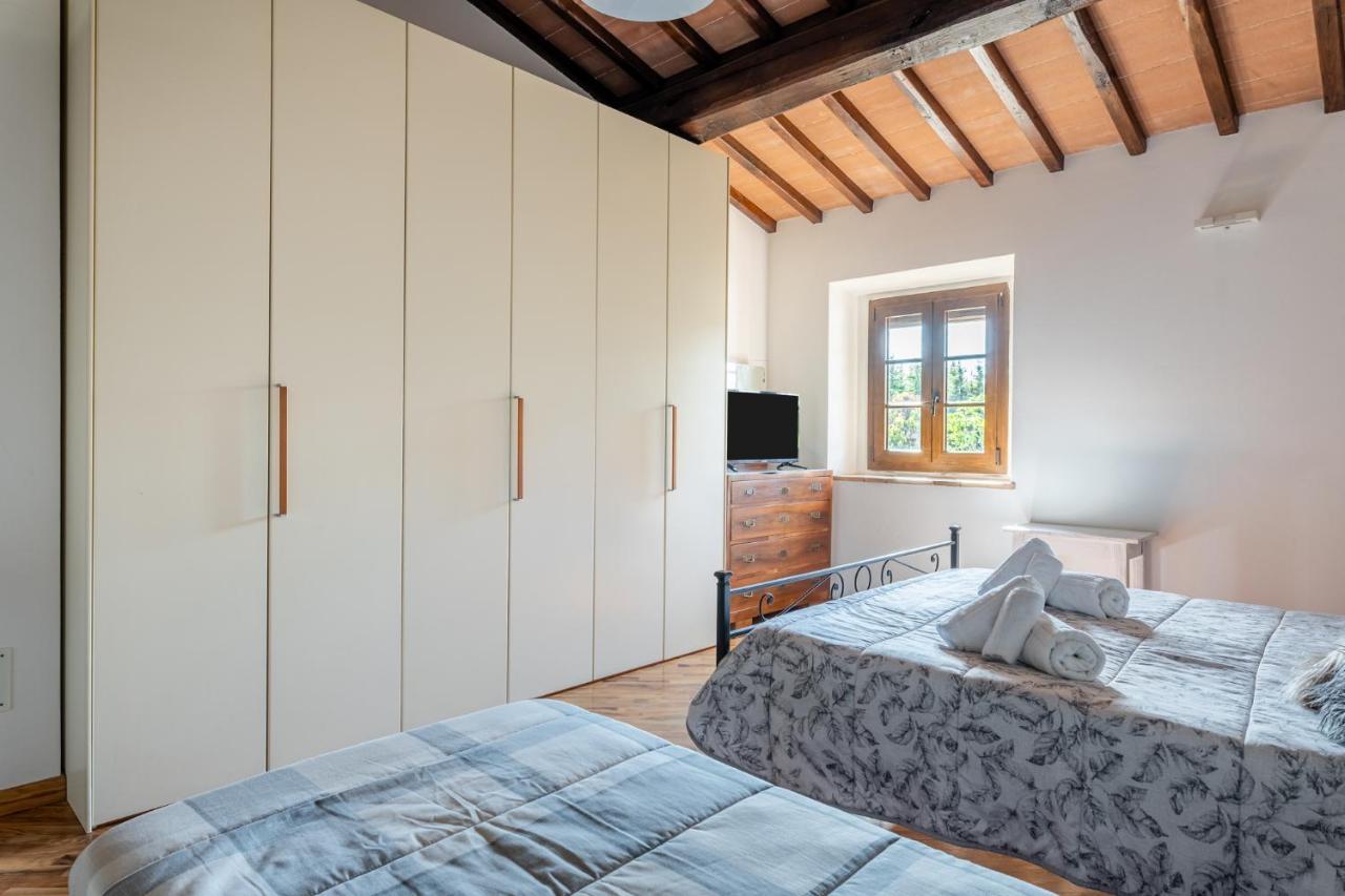 Casa Vecchia Rooms And Parking Gambassi Terme Luaran gambar
